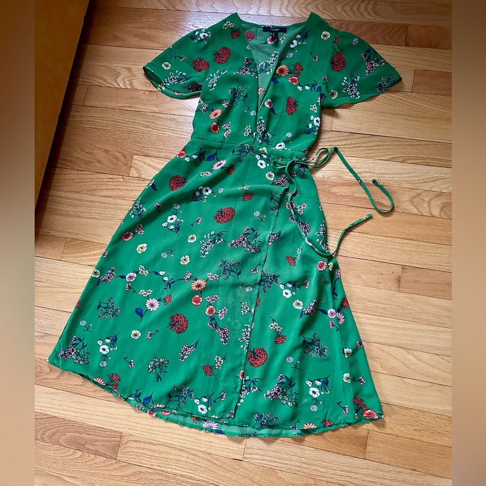 Forever 21 Green Floral Wrap Dress